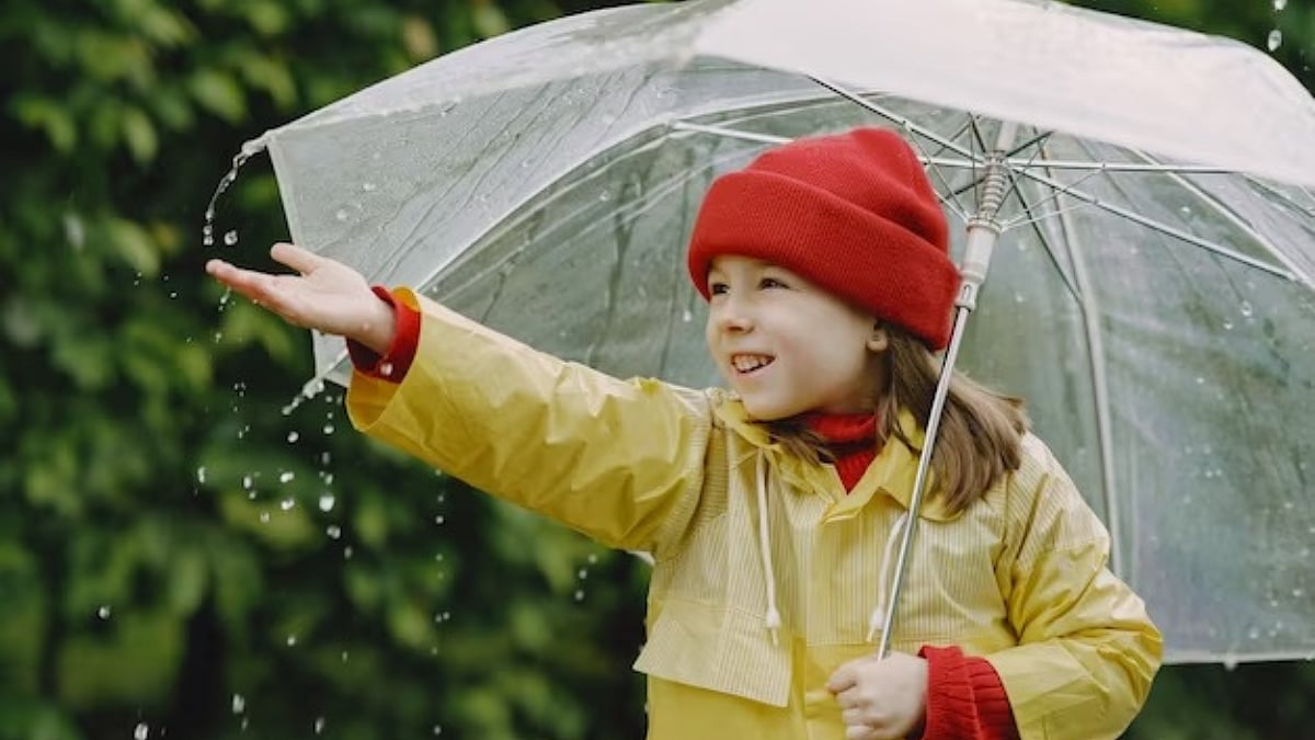 8 Essential Monsoon Care Tips To Keep Your Child Healthy