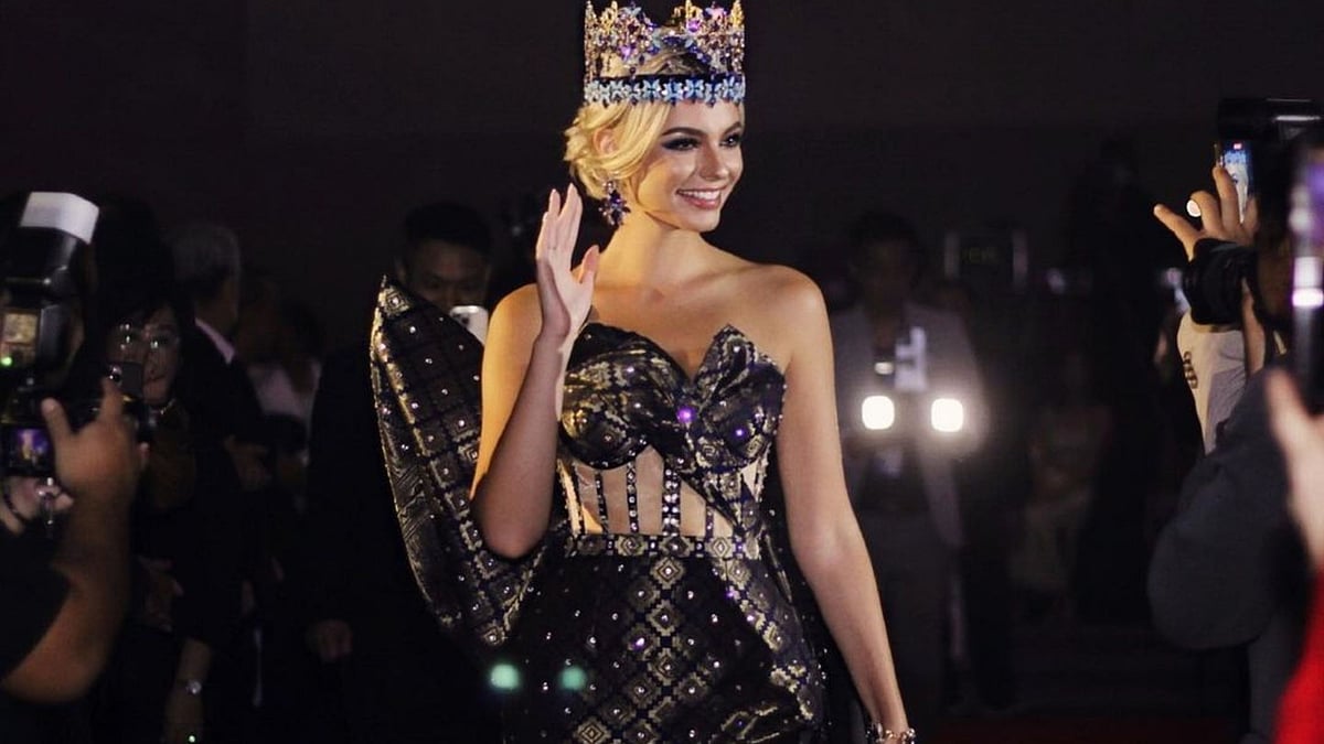 Miss World Karolina Bielawska Visits Kashmir; Check Pics