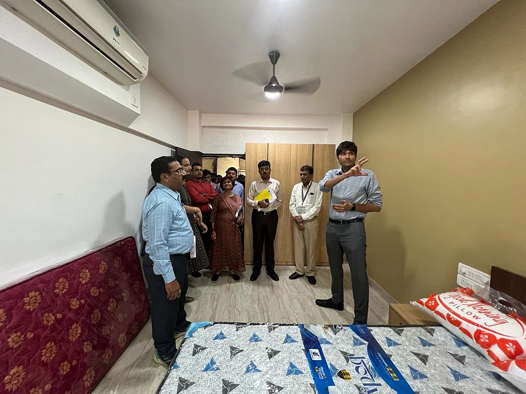 Thane: TMC Commissioner Directs Speedy Completion of Trainee Doctor's Hostel Renovation by Sept 26