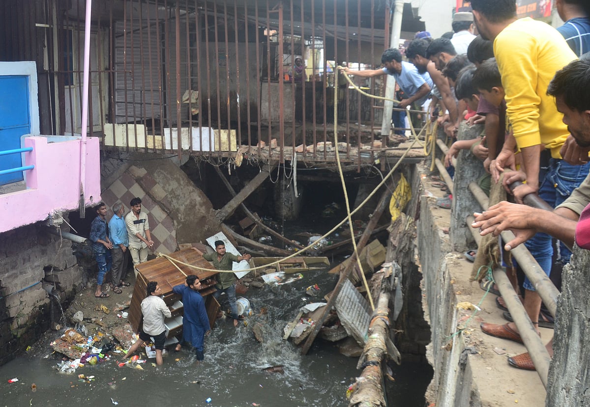 Bhopal: Restaurant Running On Nullah Collapses, No Casualty Reported  | FP Photo 