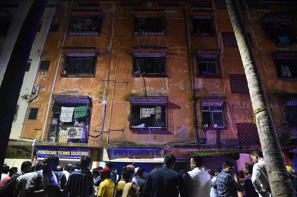 Navi Mumbai: 2 Dead, 4 Injured As Slab Collapses in Nerul