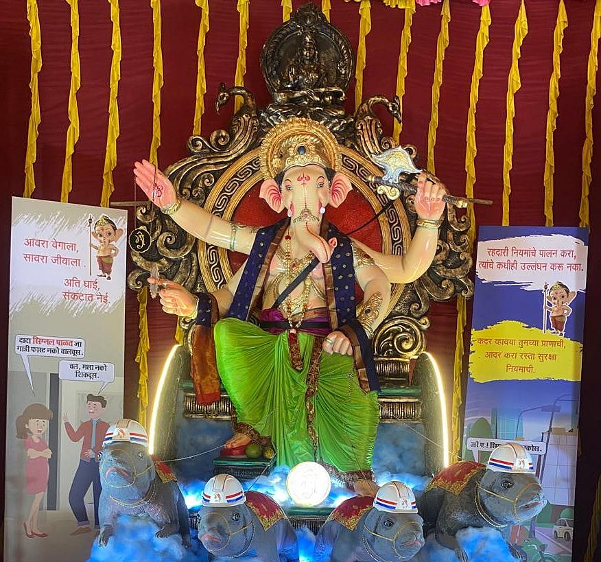 2. Shiv Garjana Tarun Mitra Mandal, Marol

