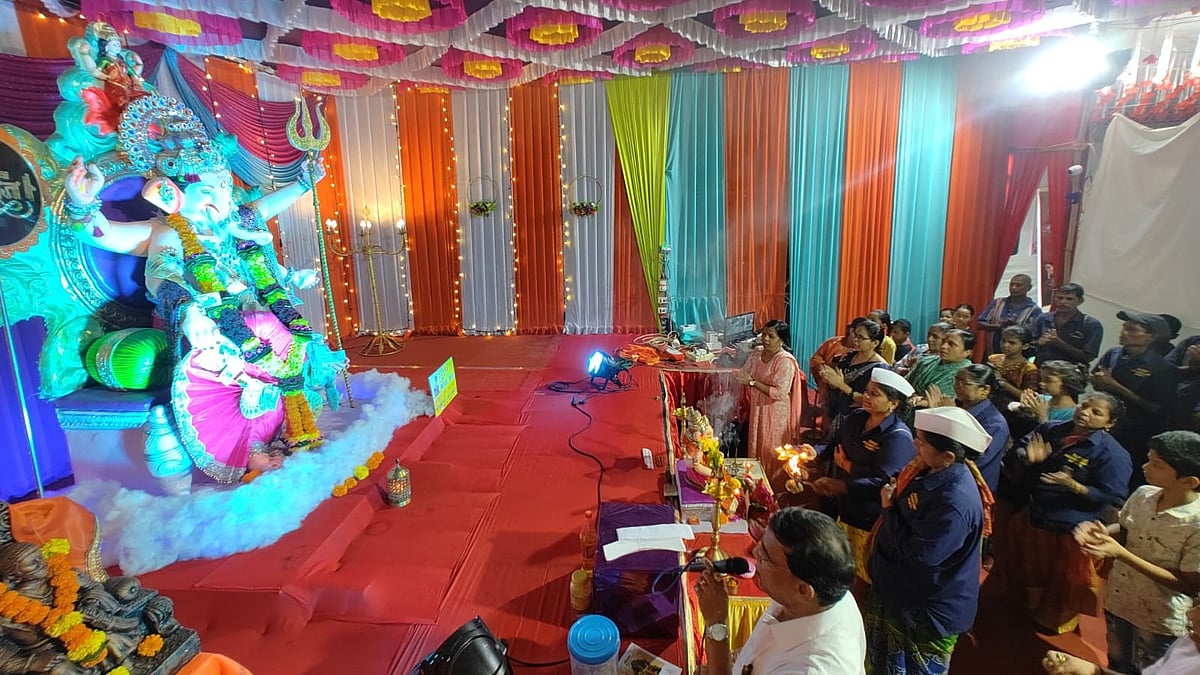 Navi Mumbai Shivsai Mandal Of Ghansoli Honours Sanitation Workers With