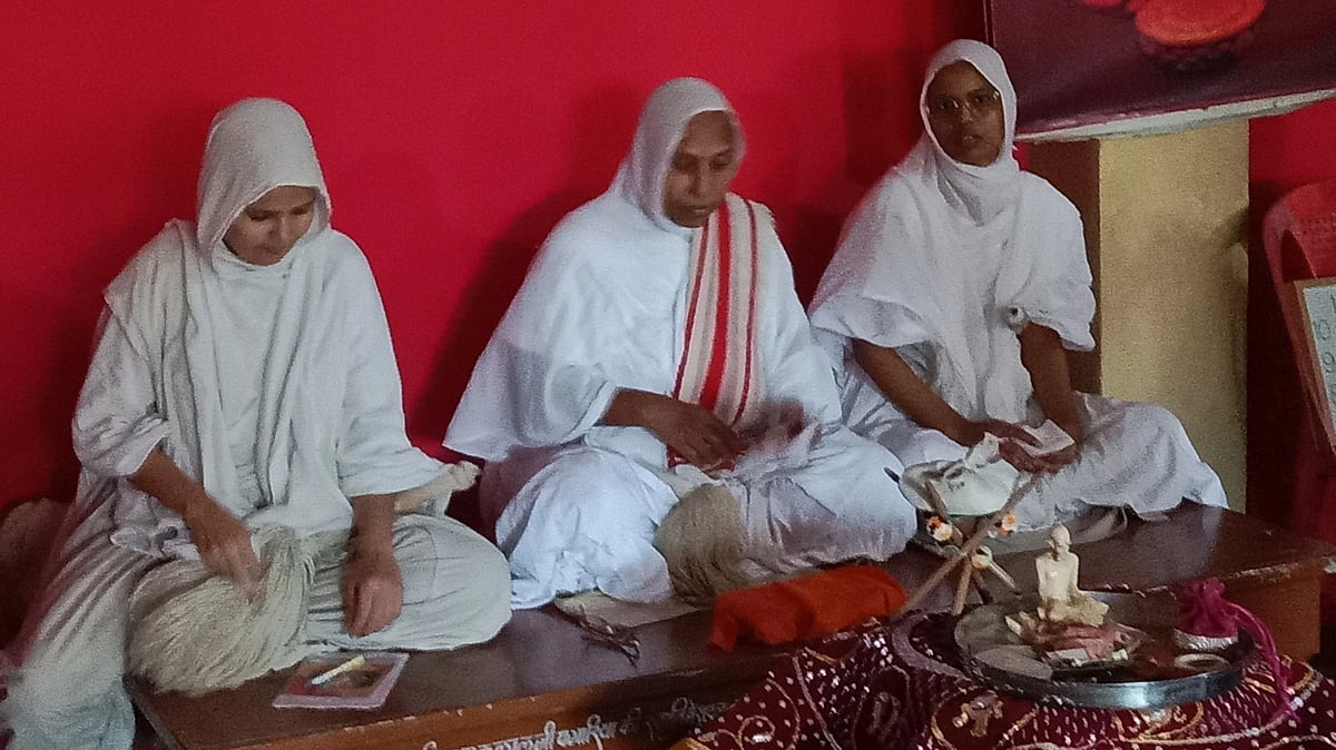 MP: Sadhvi Shares Significance Of Jain Festival `Paryushan’ 