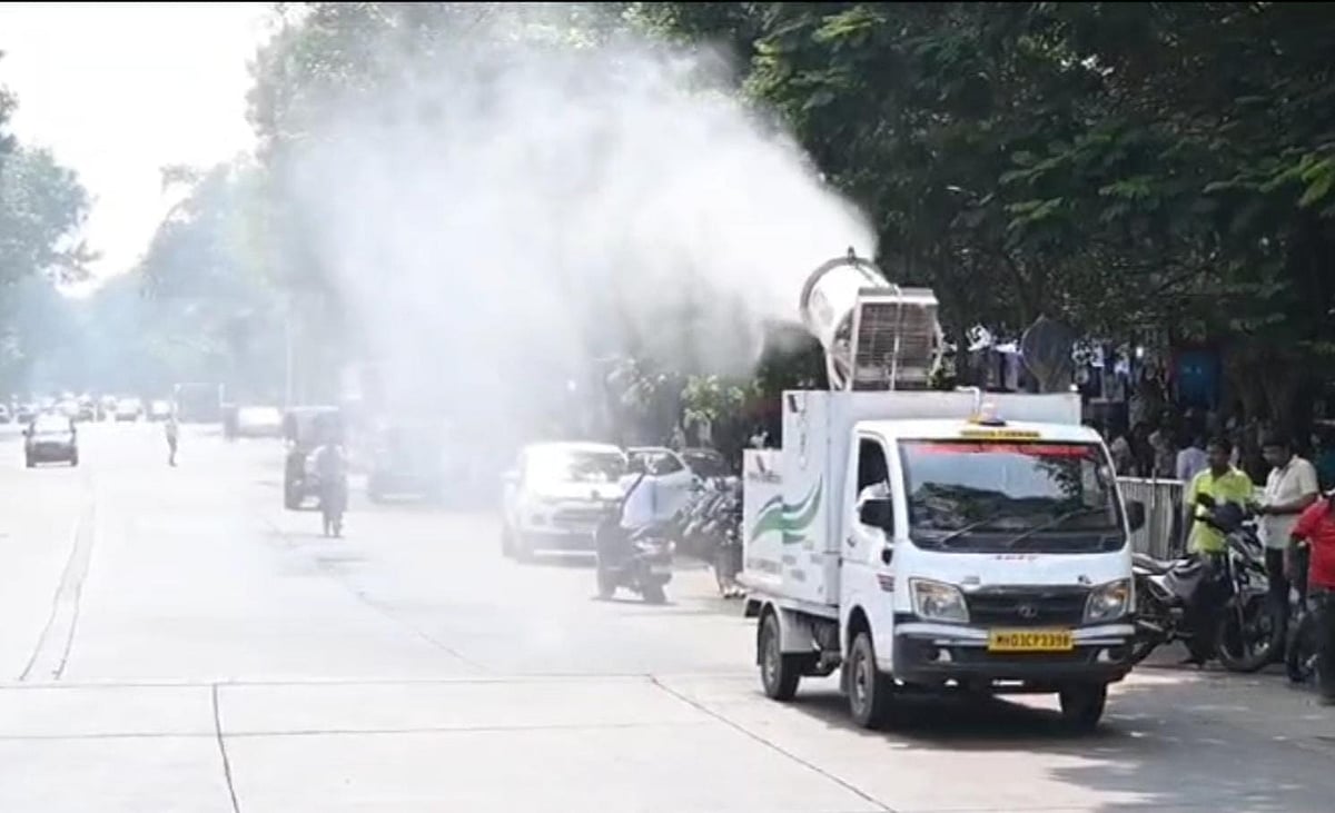Mumbai News: BMC Uses Mist Spray Machines In City To Tackle Pollution