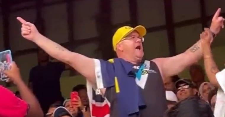 PAK vs AUS, CWC 2023: Australian Fan Chants 'Bharat Mata Ki Jai' At Chinnaswamy Stadium In Bengaluru; WATCH