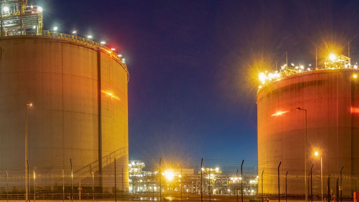 While GAIL is blending hydrogen with natural gas on an experimental basis in Indore in its CGD (city gas distribution) network to test its success, it aims to escalate blending ratios with after necessary approvals based on the test results.