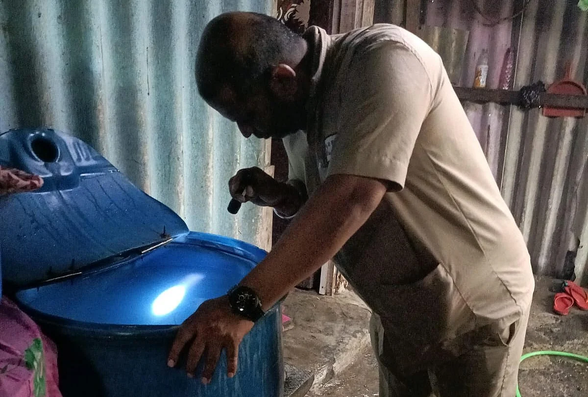 139 mosquito spraying workers were assigned to ward areas at the Civil Primary Health Center level, and they visited around 150 to 200 houses each day during the 10-day special campaign.