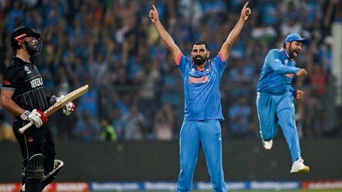 'Shami Kebab Banned In New Zealand': Sonu Sood's Hilarious Tweet Leaves India Pacer In Splits After Wankhede Heroics