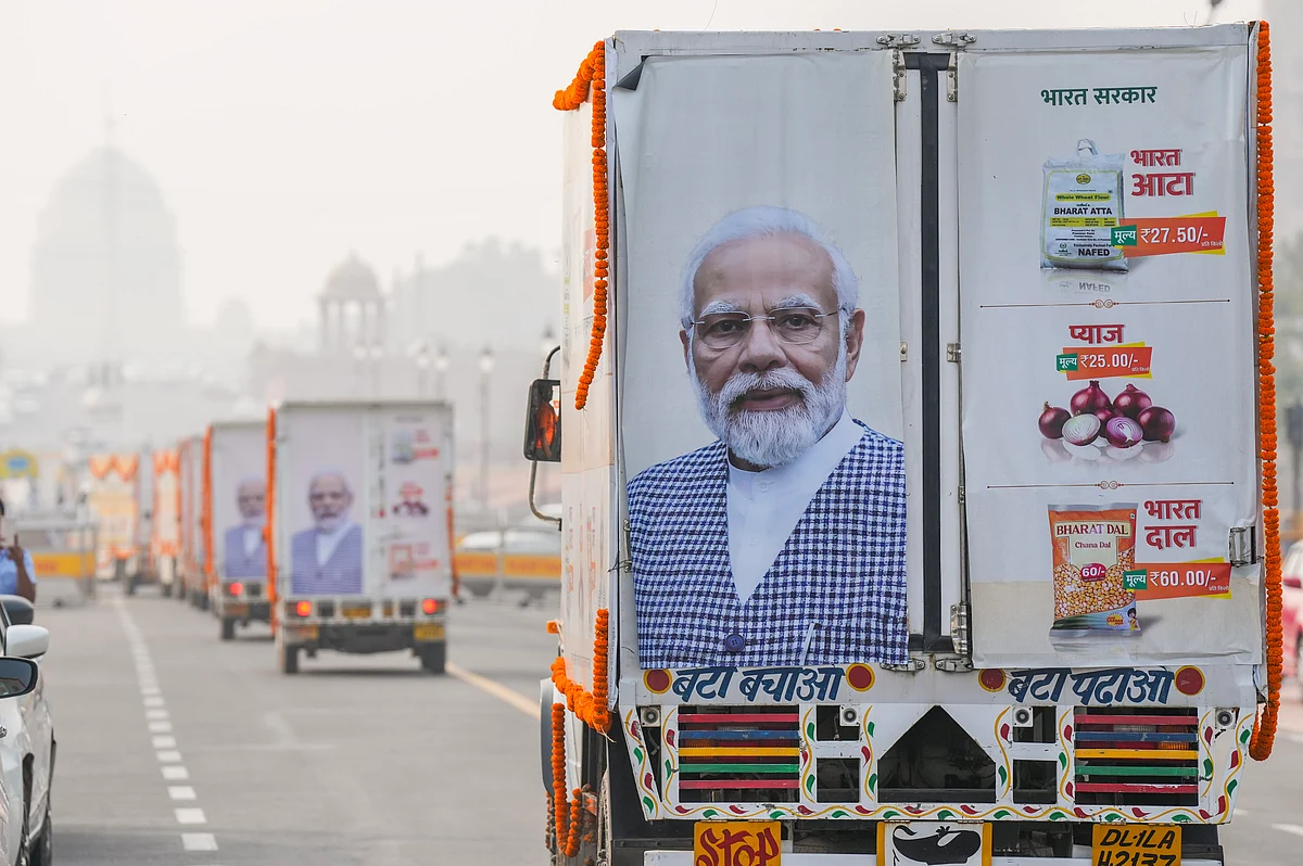 Public distribution vehicles carrying 'Bharat Atta' during their launch at Kartavya Path, India Gate, in New Delhi, Monday, Nov. 6, 2023.