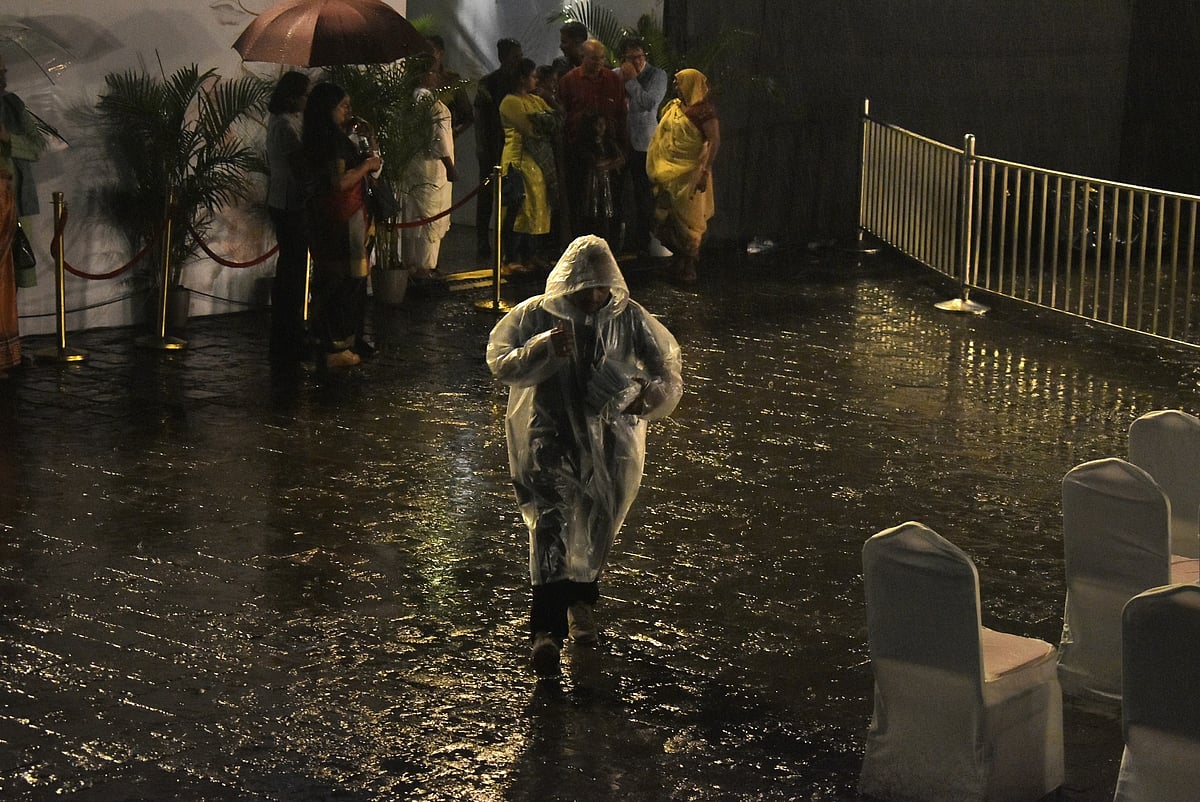 The cool breeze on Sunday changed the overall air quality of the city from poor to satisfactory.