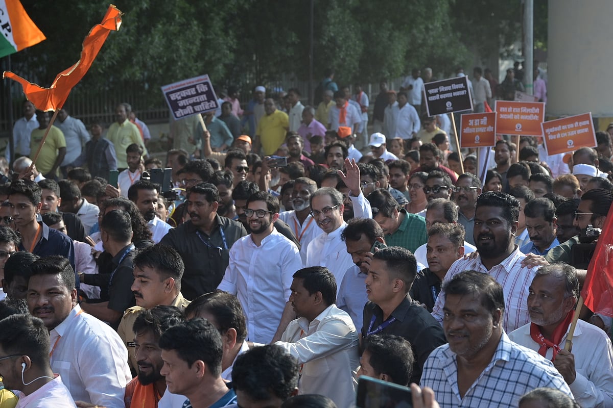 Uddhav Thackeray and Aaditya Thackeray during the Dharavi Bachao March