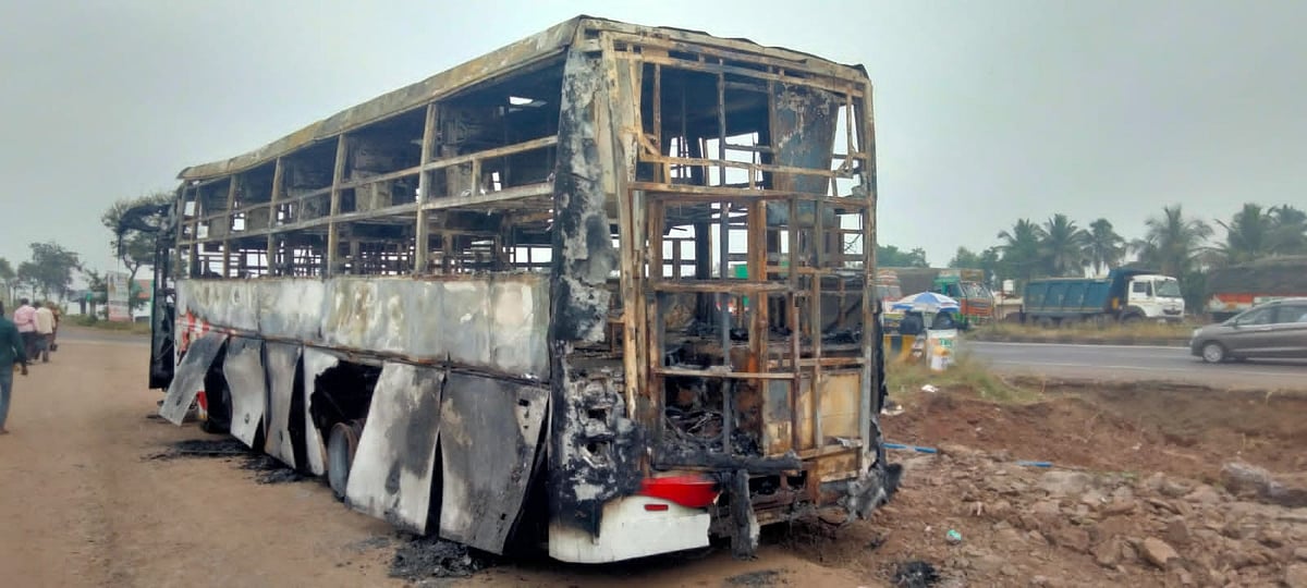 Passengers were safely evacuated before the bus was engulfed in flames. Karad Municipal Council's fire brigade extinguished the fire, but the bus was reduced to a skeleton.