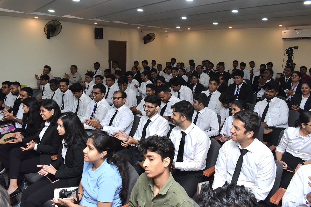 Photo from event titled ‘Opportunities and Obstacles in Post Covid, Conflict Torn World’ held at Jamnalal Bajaj Institute of Management Studies (JBIMS),