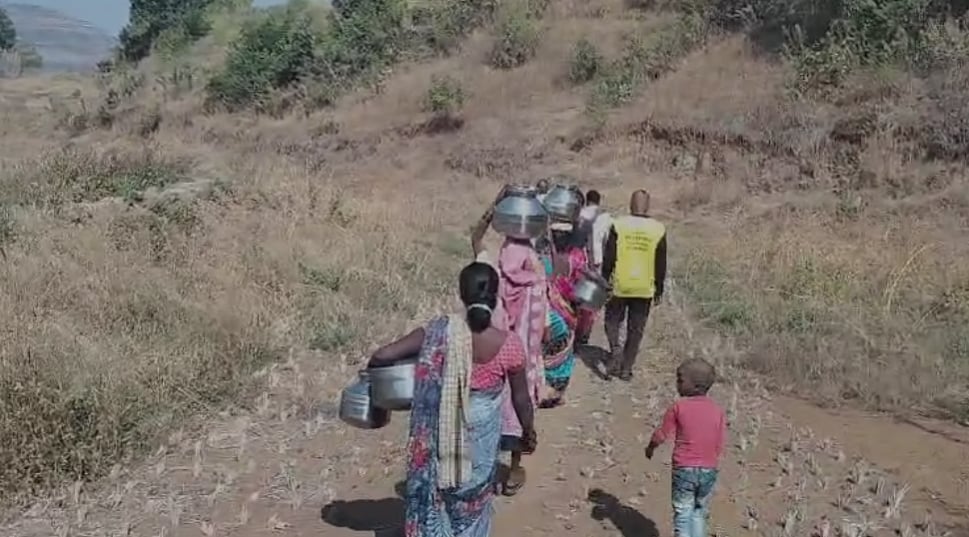 VIDEO: Water Scarcity In Nashik Village Forces Women To Trek Long Distances 