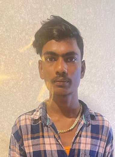 The accused, Kanhaiya Kumar Pandit (19)