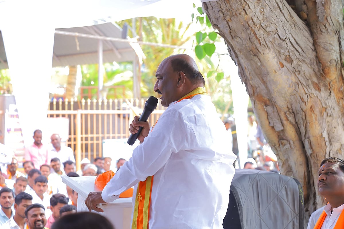 Aurangabad: BJP Stands Firm Behind Sandipan Bhumre Amid Liquor Business Allegations | 