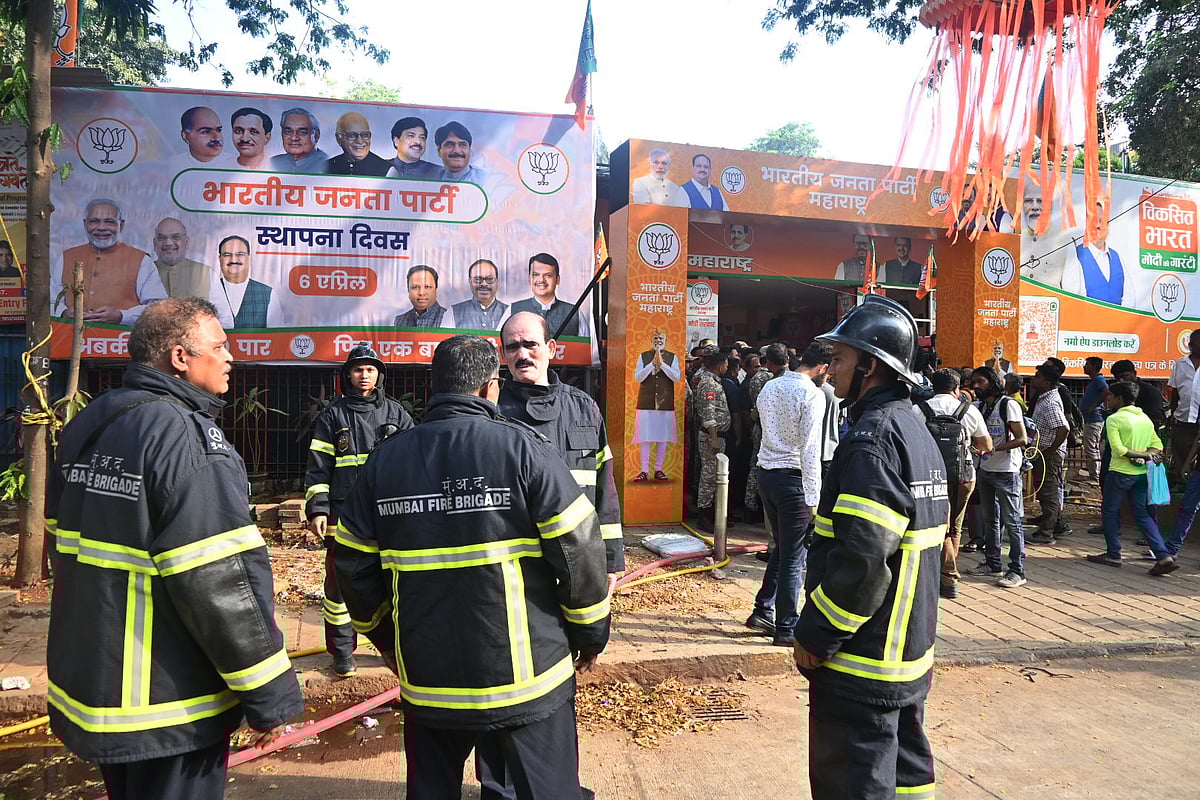 Fire at BJP's Nariman Point Office