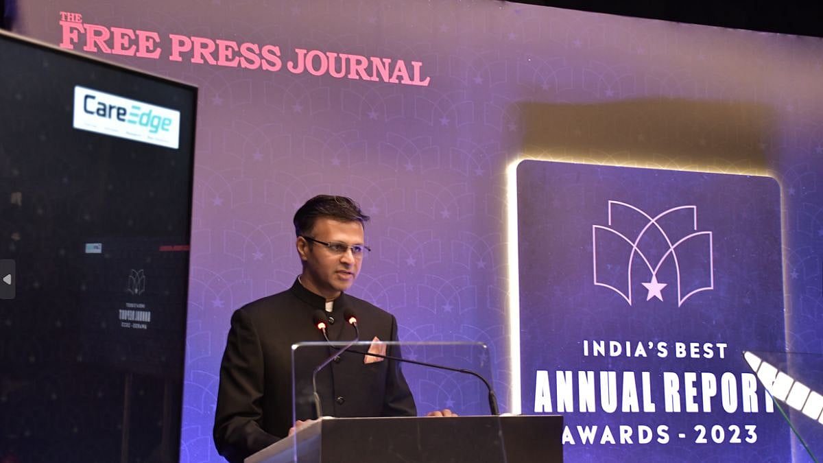 Abhishek Karnani, President, Press Journal welcoming the audience and addressing the representatives