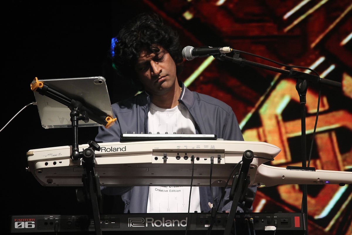 Mukesh Ghatwal on keyboards 