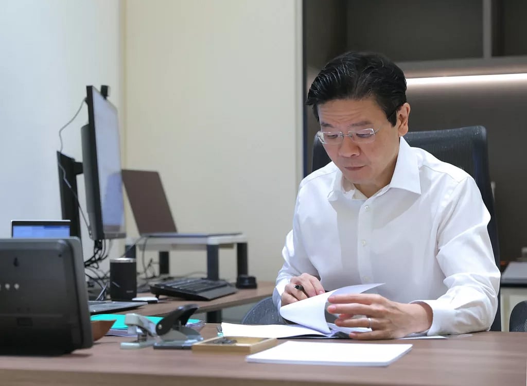 Lawrence Wong on his first day at work as Singapore PM. Photo courtesy: X/@LawrenceWongST