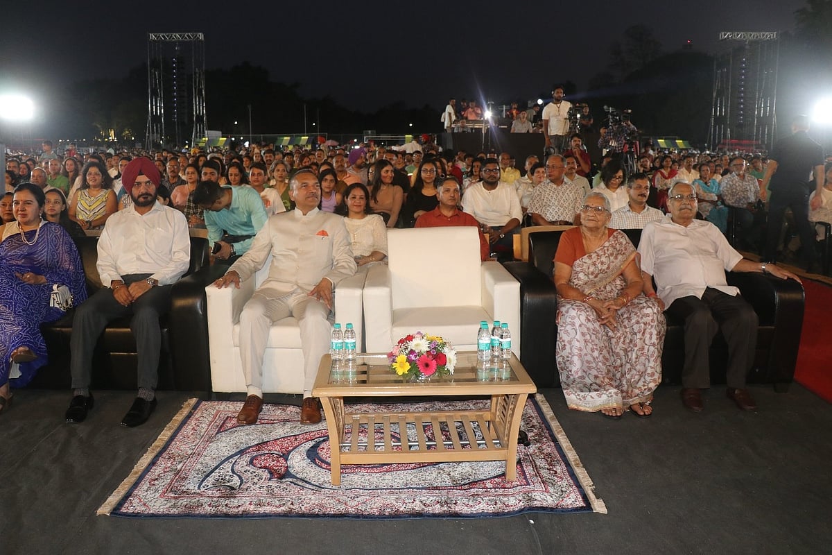 PHOTOS: Southern Command Unveils Anthem 'Vande Maa Bharati' By ...