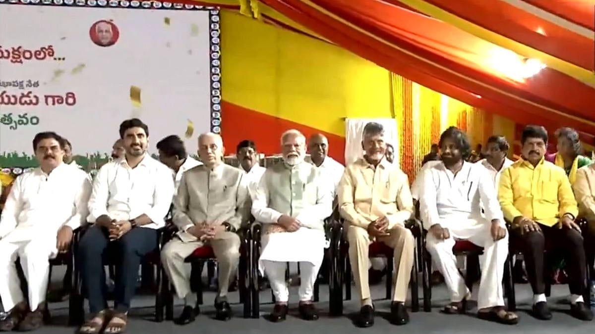 Andhra Pradesh: TDP's Nara Lokesh & Atchannaidu, Along With 22 Others, Sworn In As Ministers In Chandrababu Naidu's Cabinet