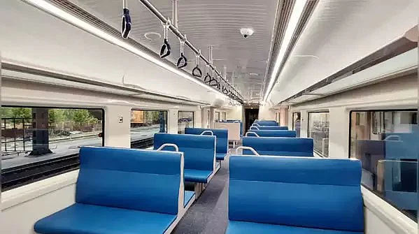 Seated passenger accommodation