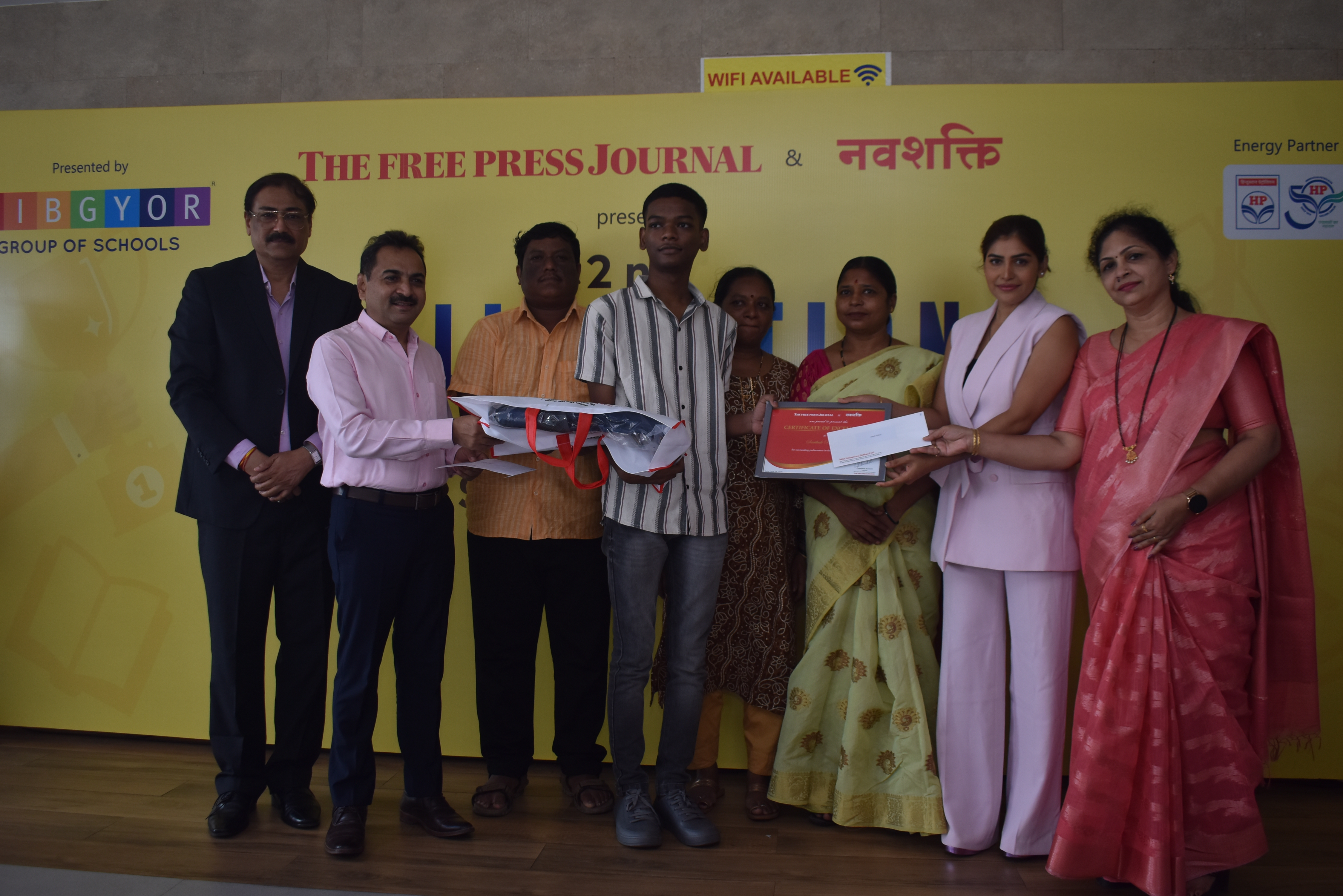 FPJ honored students for their academic achievements