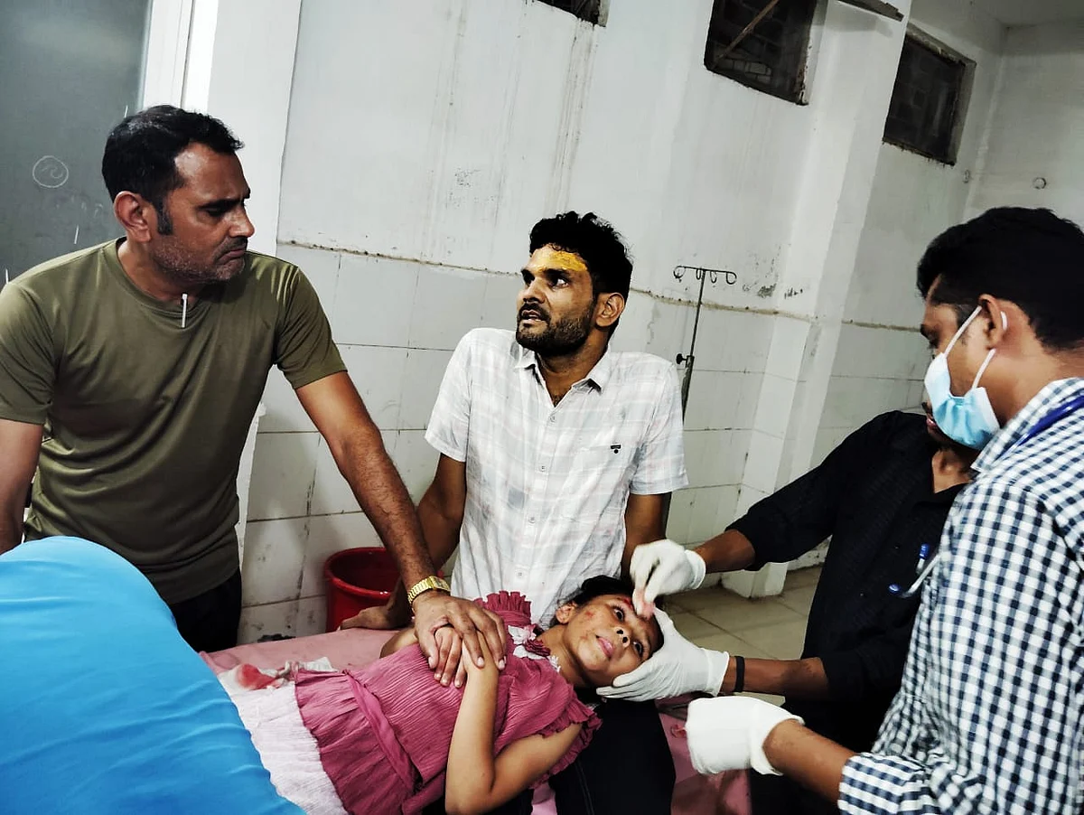 Injured girl receiving treatment | FP Photo