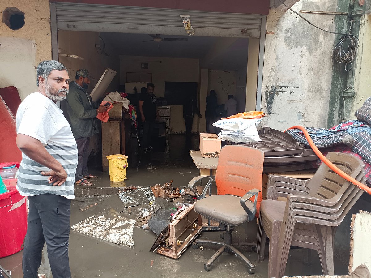Pune's Ekta Nagar Shopkeepers Demand Compensation For Their Losses: 'Our Business Is Ruined' | FPJ Photo