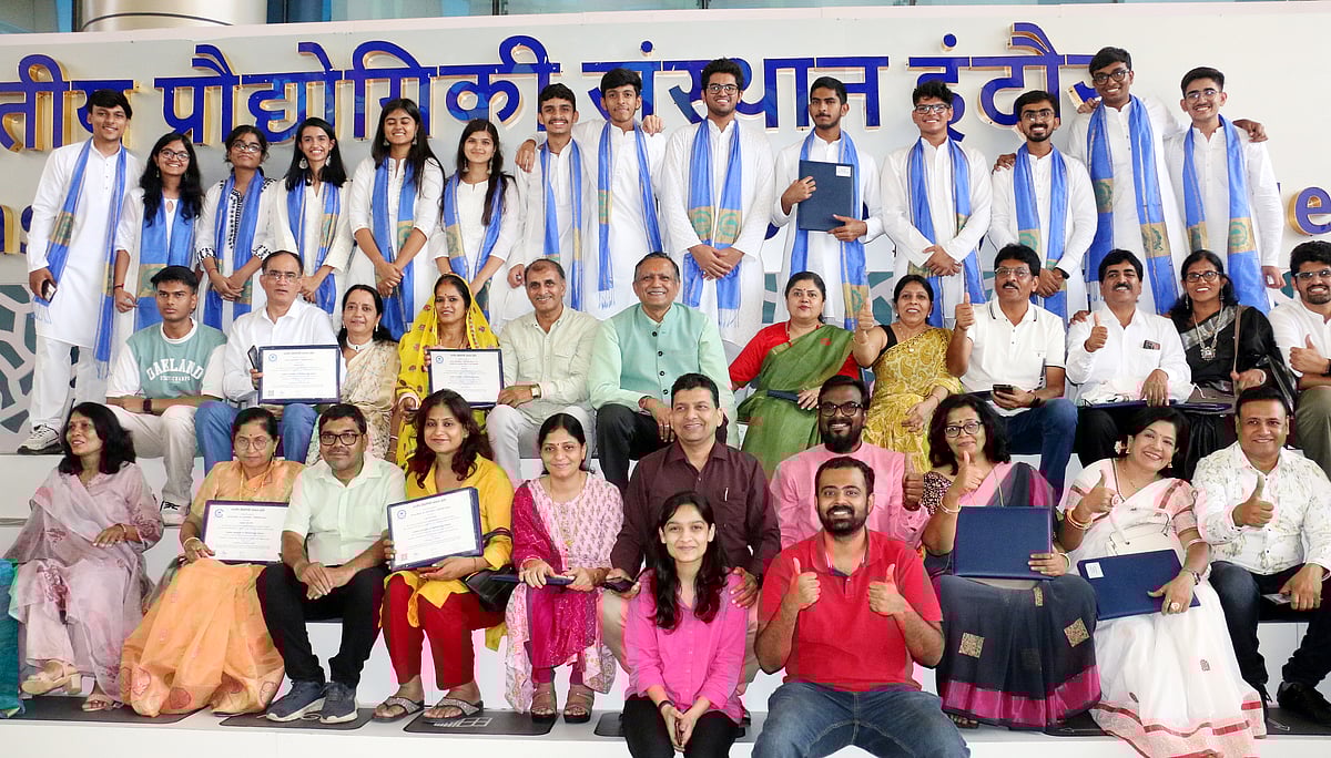 
IIT INDORE| 12th Convocation Ceremony Was Held On Saturday; 673 Including 161 Girls Graduate 
 | ANANDSHIVRE