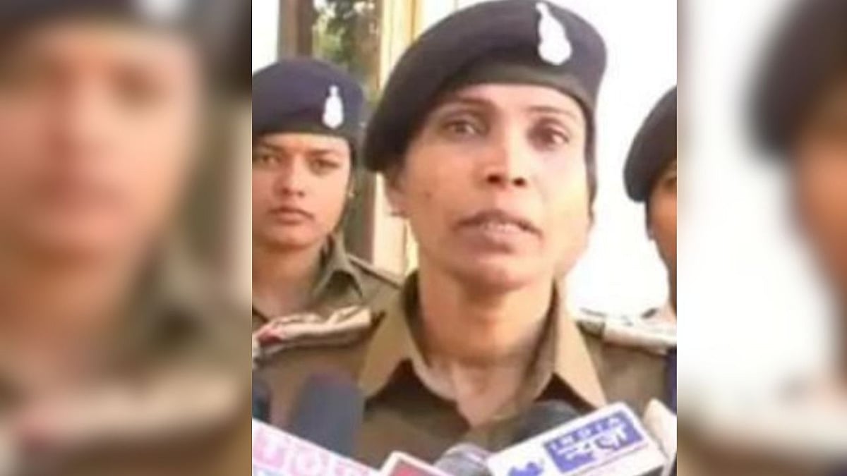 Chattisgarh: Woman Police Inspector Caught Red-Handed Taking Bribe In Raipur