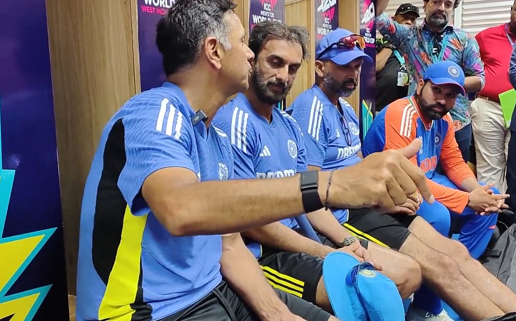 'Ro, Thank You For Making That Call In Nov': Rahul Dravid Gives Emotional Farwell Speech, Hails Rohit Sharma After T20 WC Win; VIDEO