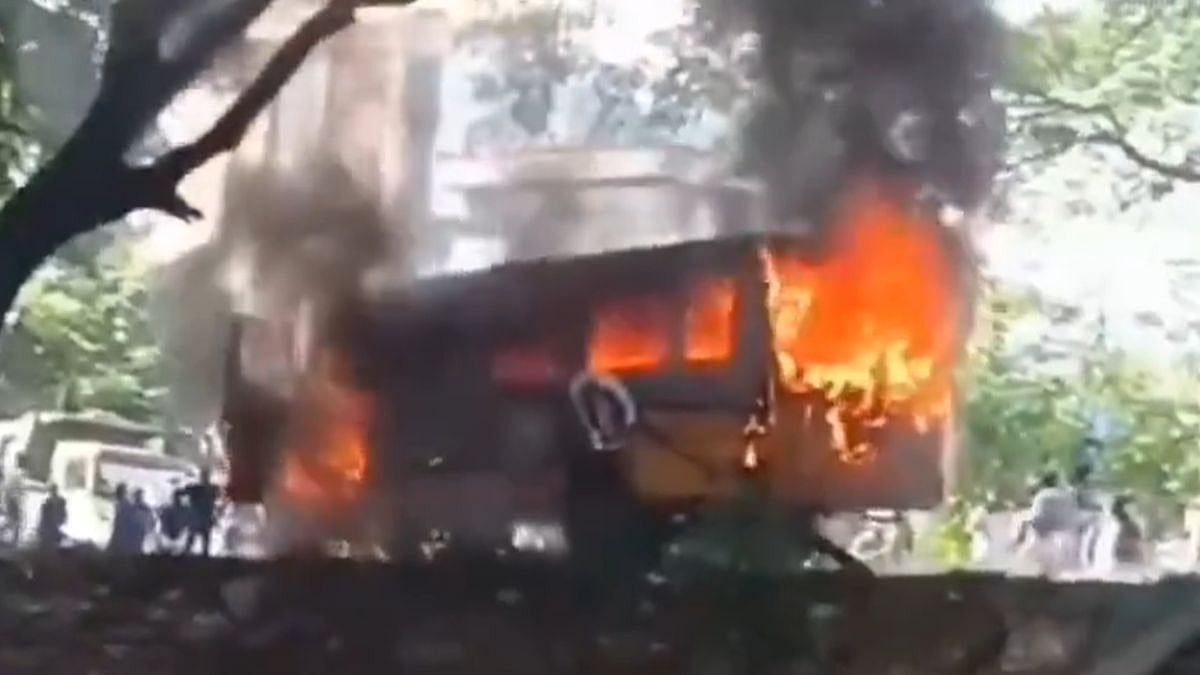 Kerala Video: School Bus On Its Way To Pick Up Children Catches Fire At Kundanur In Kochi; No Injuries Reported | X