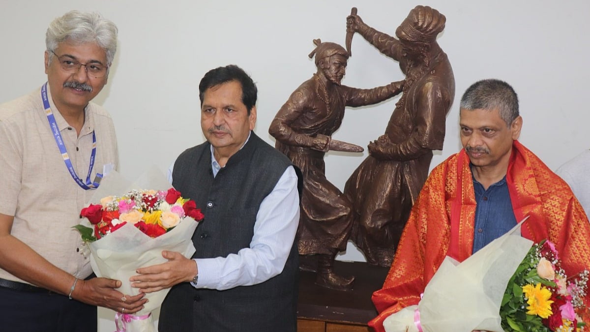 Maharashtra: Cabinet Minister Mangal Prabhat Lodha Honors Sculptor For Shivaji Maharaj Statue At Pratapgad's Shivpratap Memorial | 