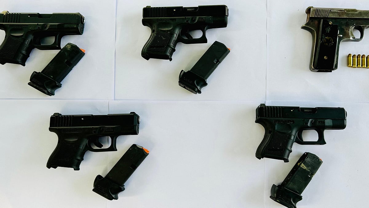 Punjab Police Nabs 2 With 7 Kg Heroin, 5 Pistols