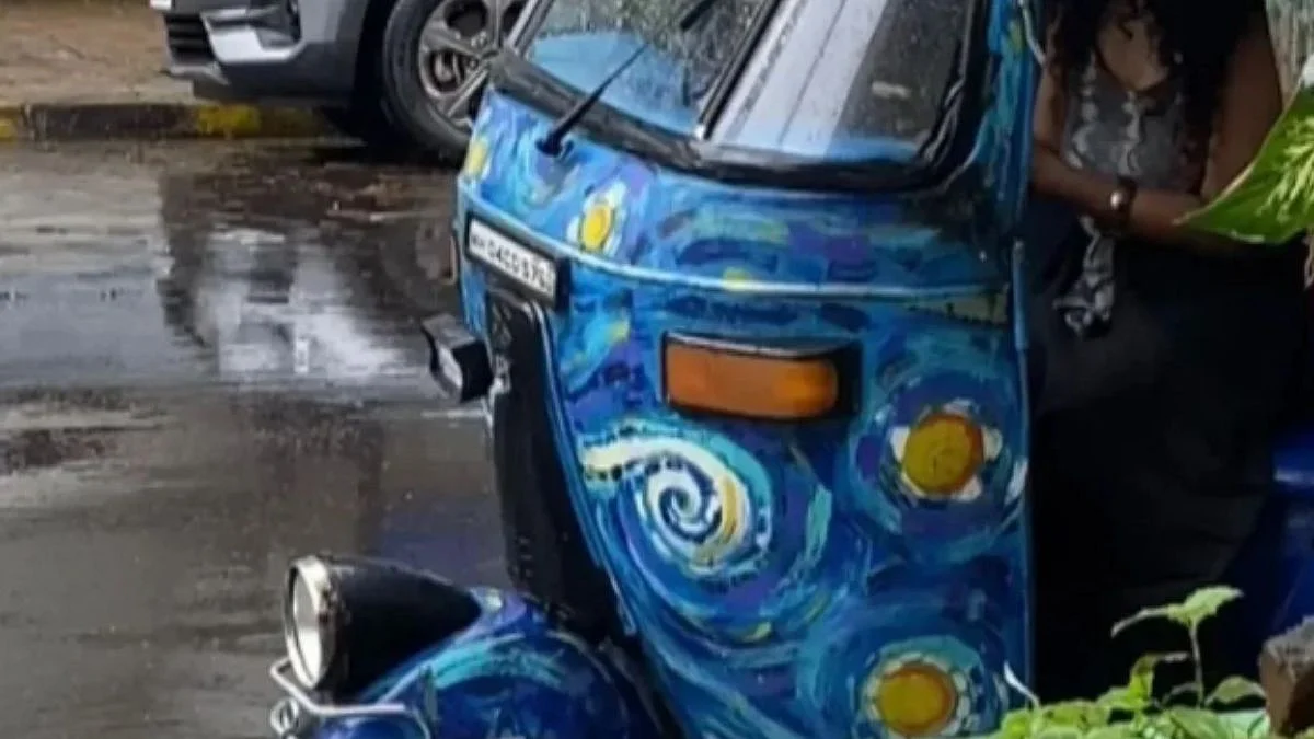 Mumbai Auto Rickshaw's Van Gogh-Inspired Look |