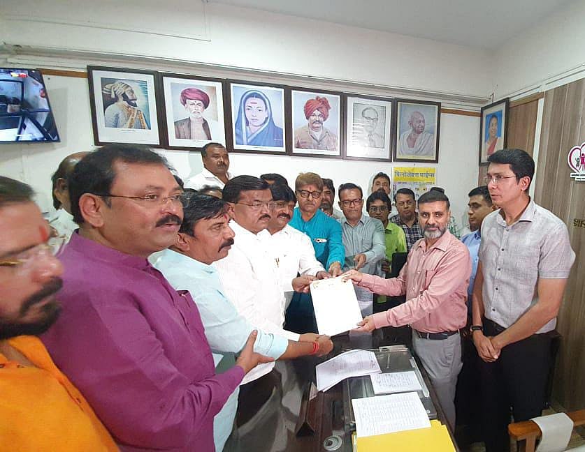 Nashik: Shiv Sena (UBT) Warns Agitation Over Alleged Incident of Maggots in Rotten Dead Bodies at Civil Hospital Mortuary | 