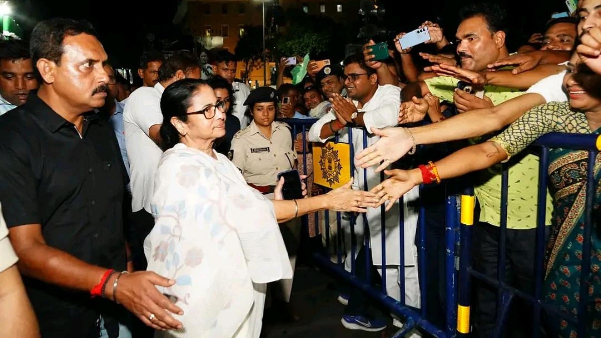 Kolkata: CM Mamata Banerjee Monitors Final Preparations For July 21 TMC Martyrs' Day Programme; VIDEO | X
