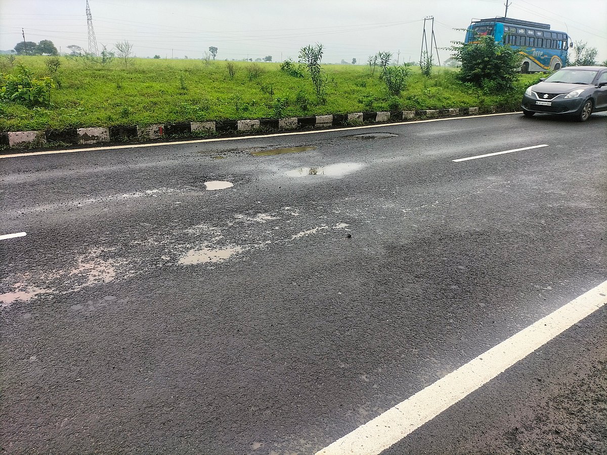 Road plagued with large potholes | FP Photo