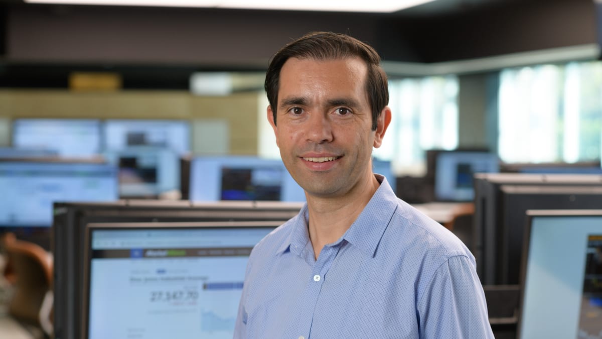 Prof. Babak Abedin | Jesse Taylor