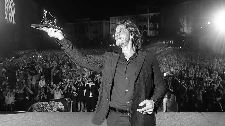 article-image