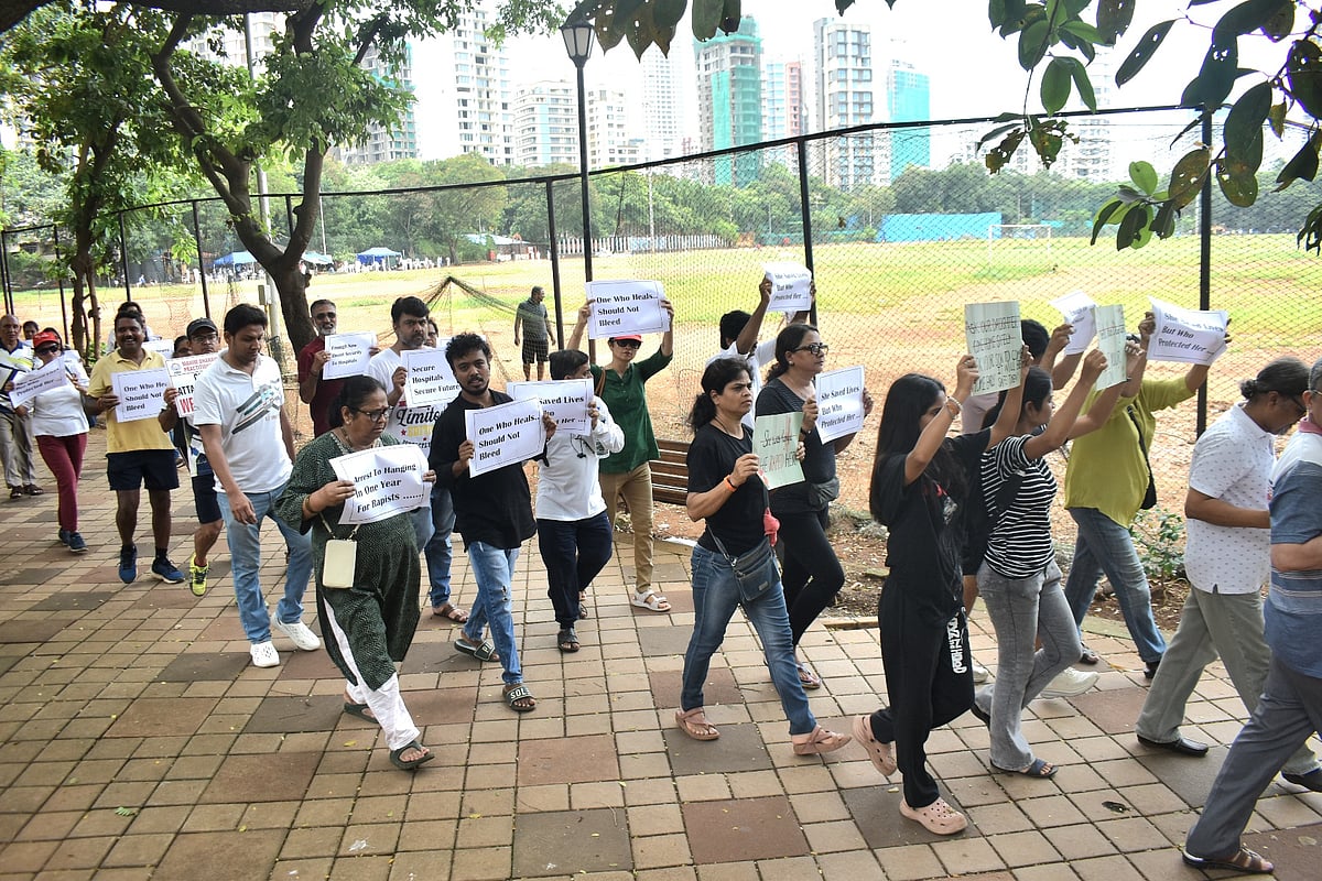 Protestors At Dadar's Shivaji Park 
