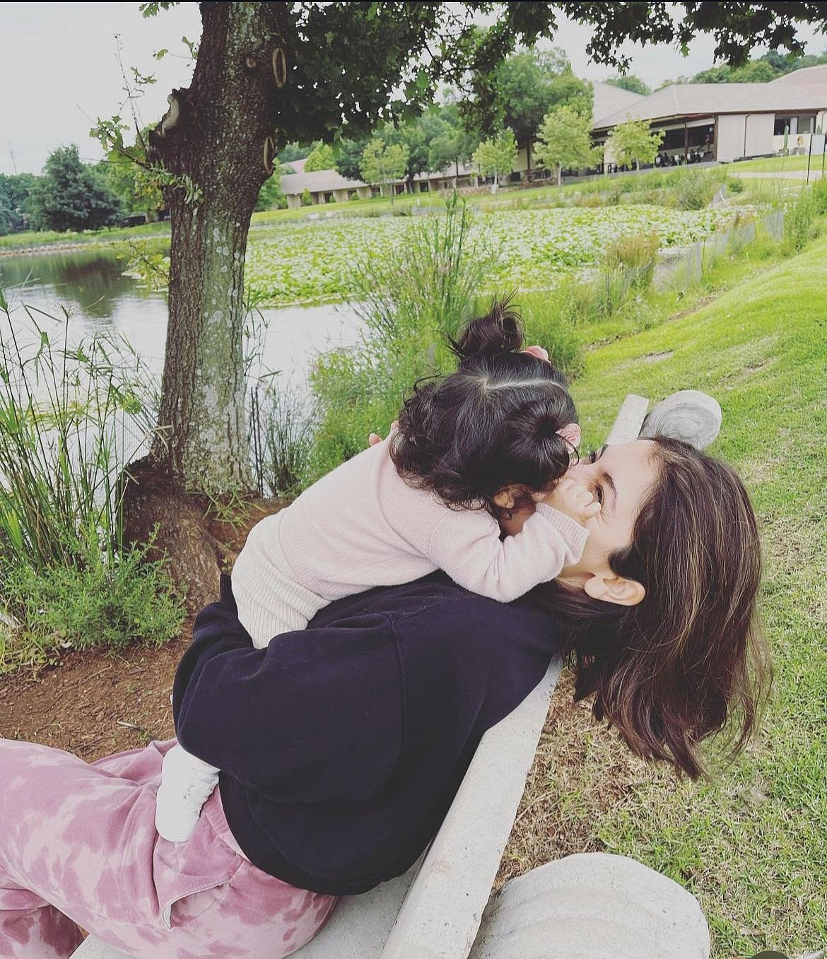 Anushka Sharma with daughter Vamika. 