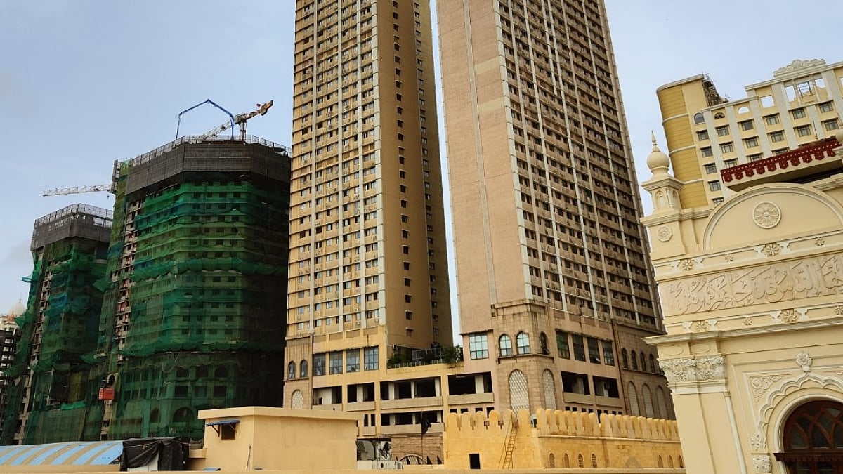 Mumbai's Bhendi Bazaar Reimagined: EV Charging & Green Revamp