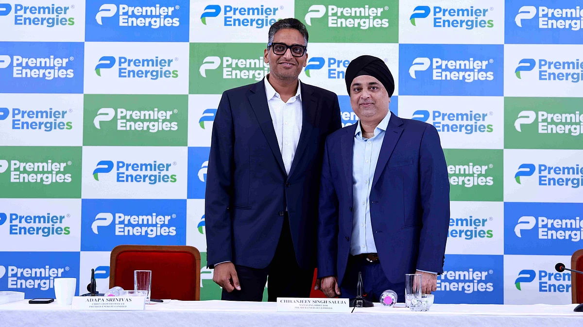 (L-R): Mr. Adapa Srinivas, Chief Growth Officer, Premier Energies Limited and Mr. Chiranjeev Singh Saluja, Managing Director, Premier Energies Limited at a press conference in connection Premier Energies’ Initial Public Offering (IPO).