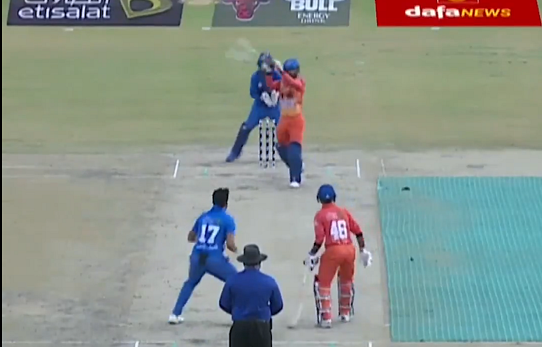 Rashid Khan plays the helicopter shot. | (Credits: Screengrab)