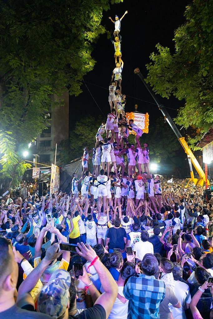 The Sai Mauli Govinda Pathak at Kandivali