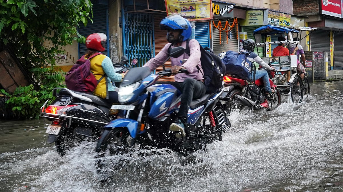 Navigating Monsoon Rides: Essential Safety Tips for Motorcyclists